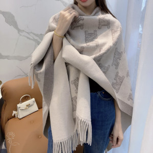 M로고 양털 망토 케이프