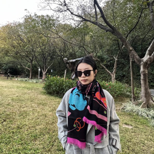 CHANEL 실크 벨벳 롱 스카프