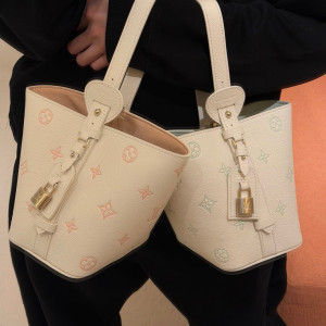 LV 올인 BB 버킷백