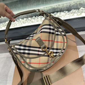 BURBERRY 메신저백