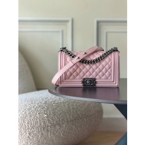 CHANEL 르보이 클래식 체인백